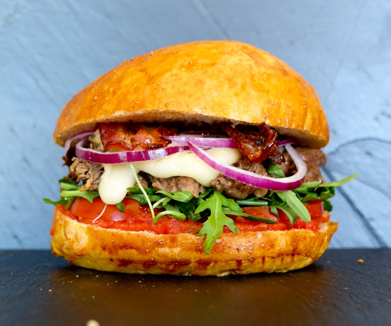 Burger d avril tome de savoie AOP 768x639